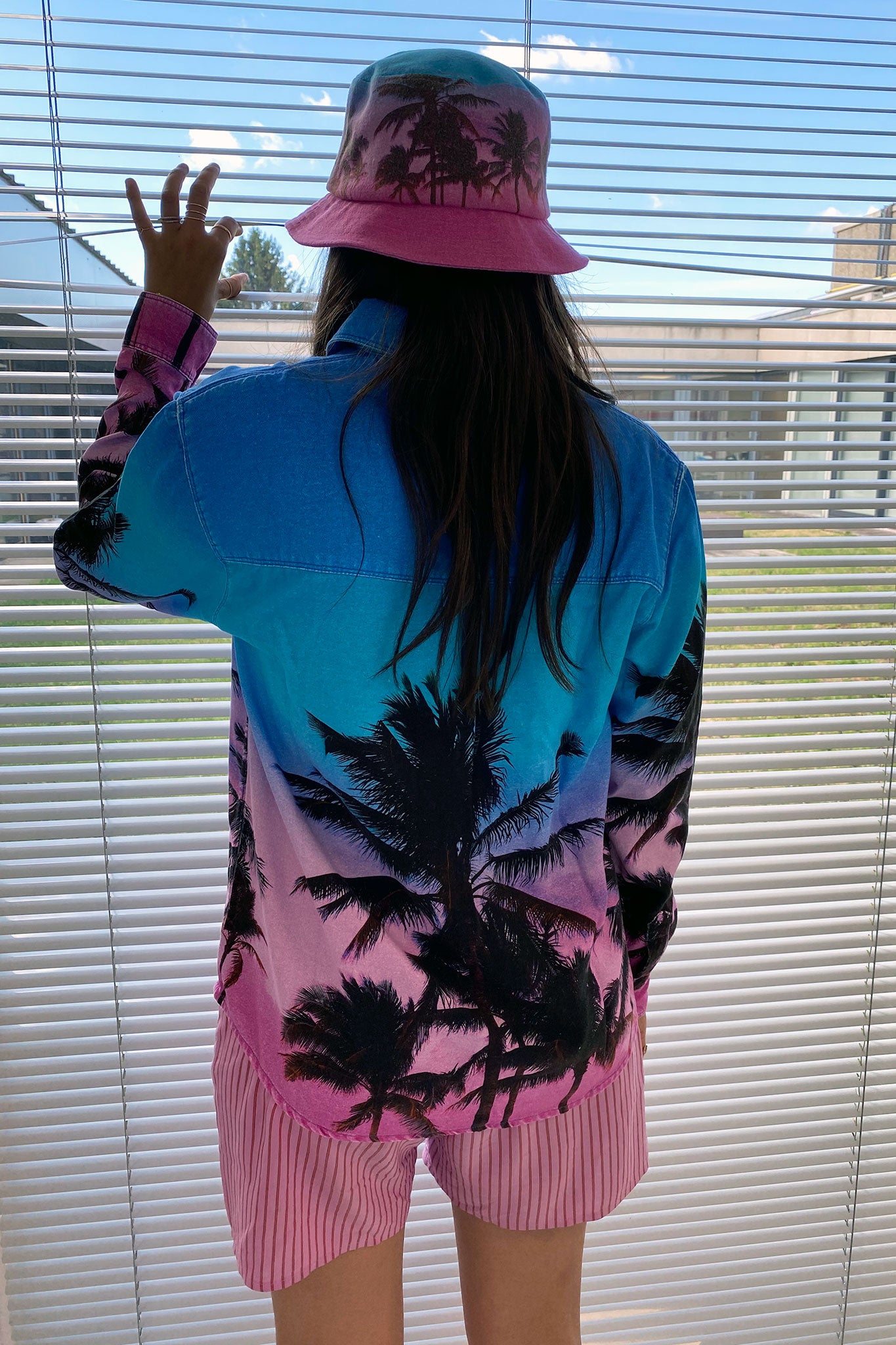 SUNSET BUCKET HAT