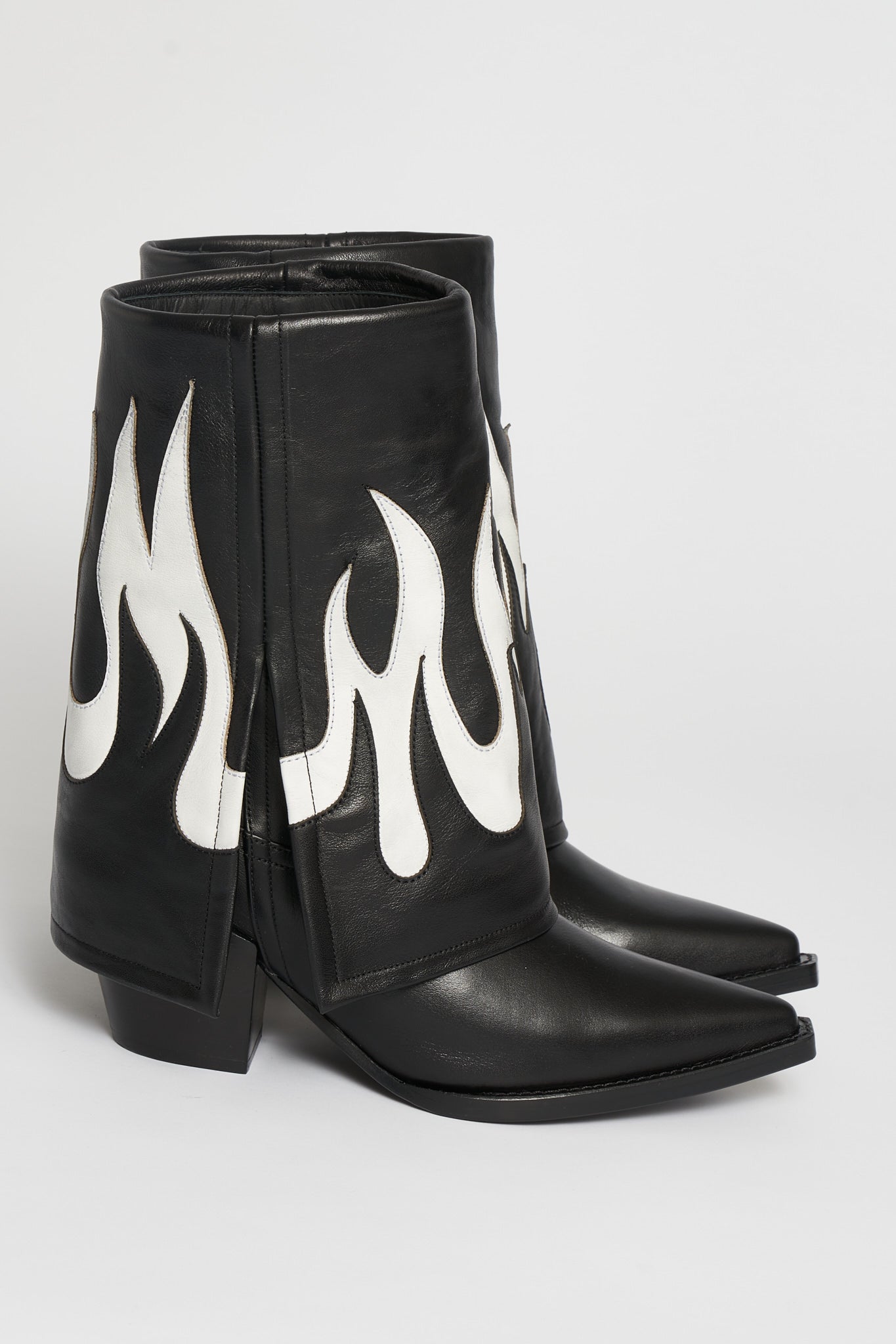 Cowboy boots with flames best sale